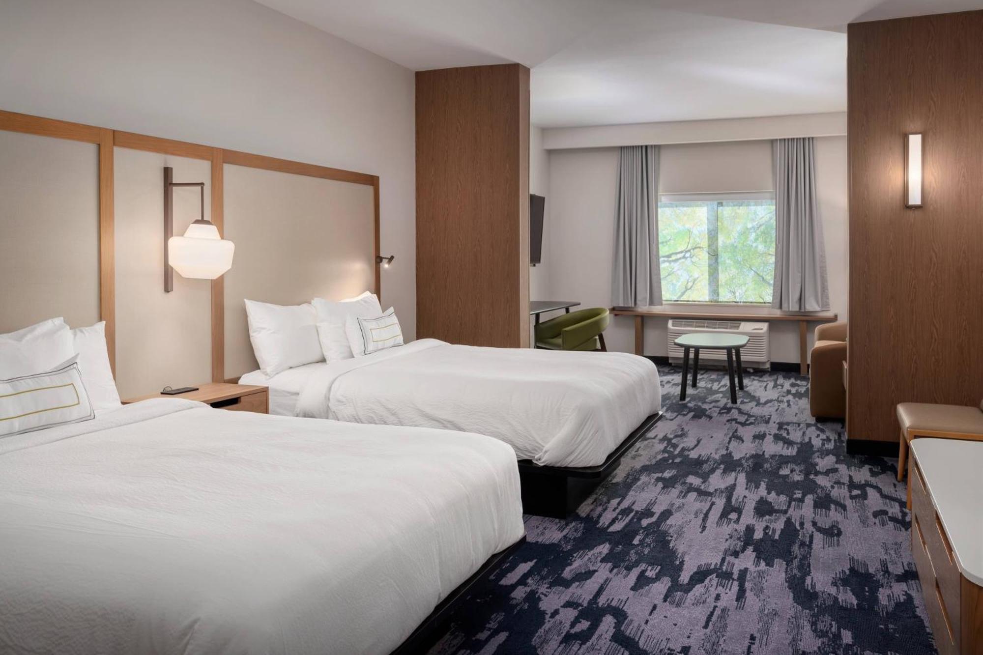 Fairfield Inn & Suites Morganton Historic Downtown Екстер'єр фото